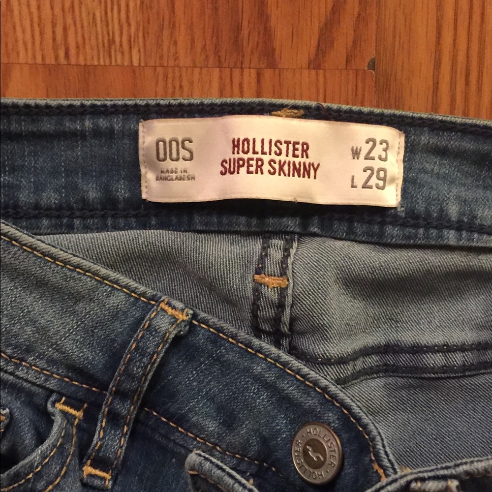 Hollister pants